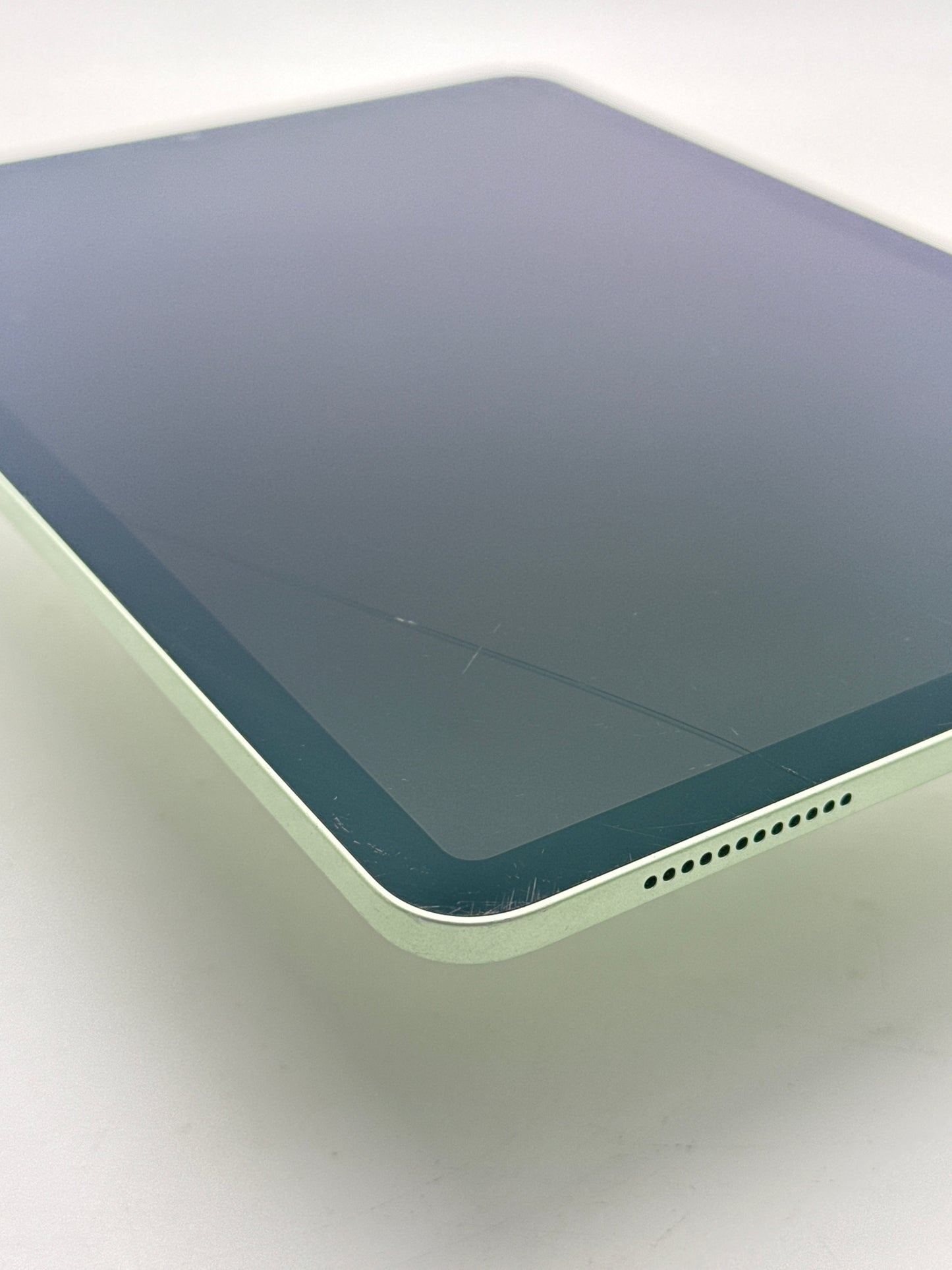 Apple iPad Air 4th Gen 64GB Wi-Fi Only Green A2316 MYFR2LL/A Cracked Screen