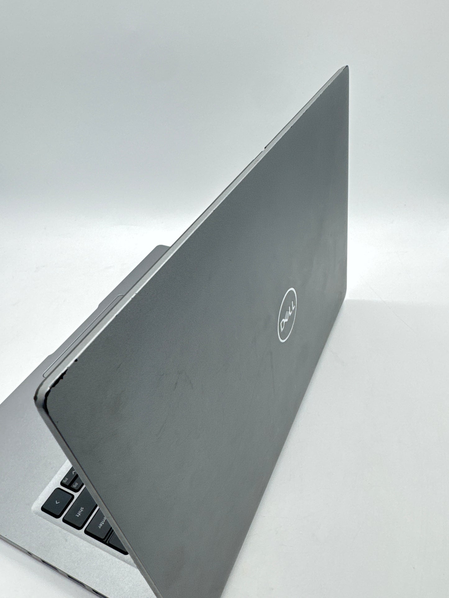 Dell Latitude 5420 14-inch Core i5-1145G7 2.60Ghz 11th Gen 8GB 256GB Gray