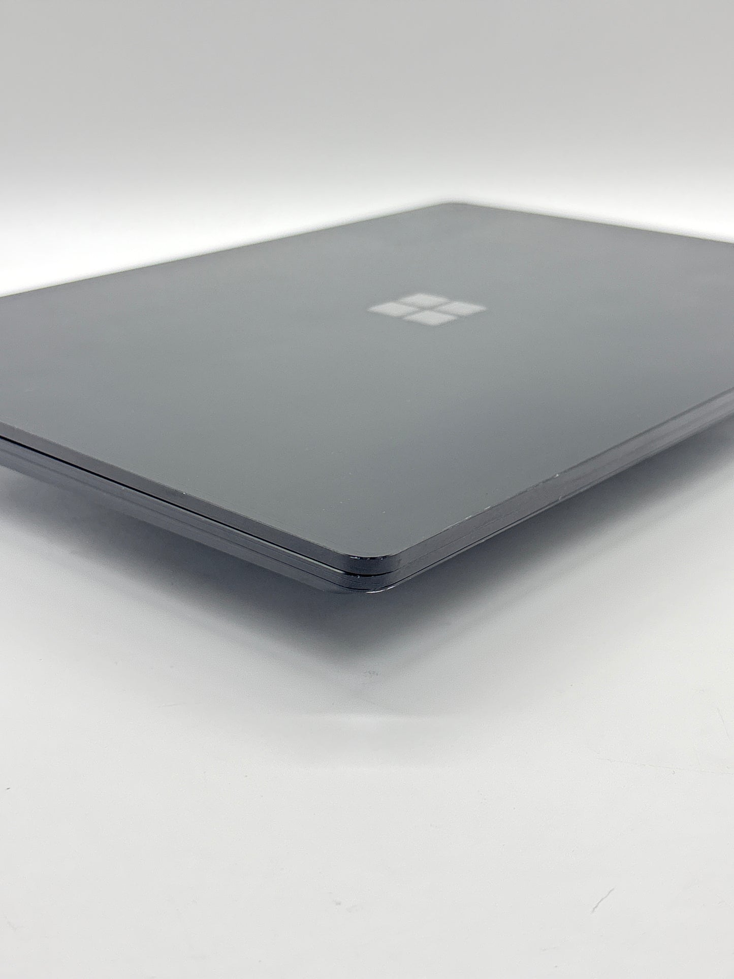 Microsoft Surface Laptop 4 13" Touch i7-1185G7 16GB RAM 256GB SSD — Model: 1951