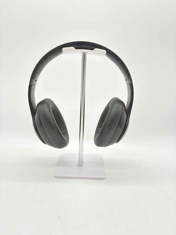 Beats Studio Pro Wireless Noise Cancelling Over-Ear Headphones Black