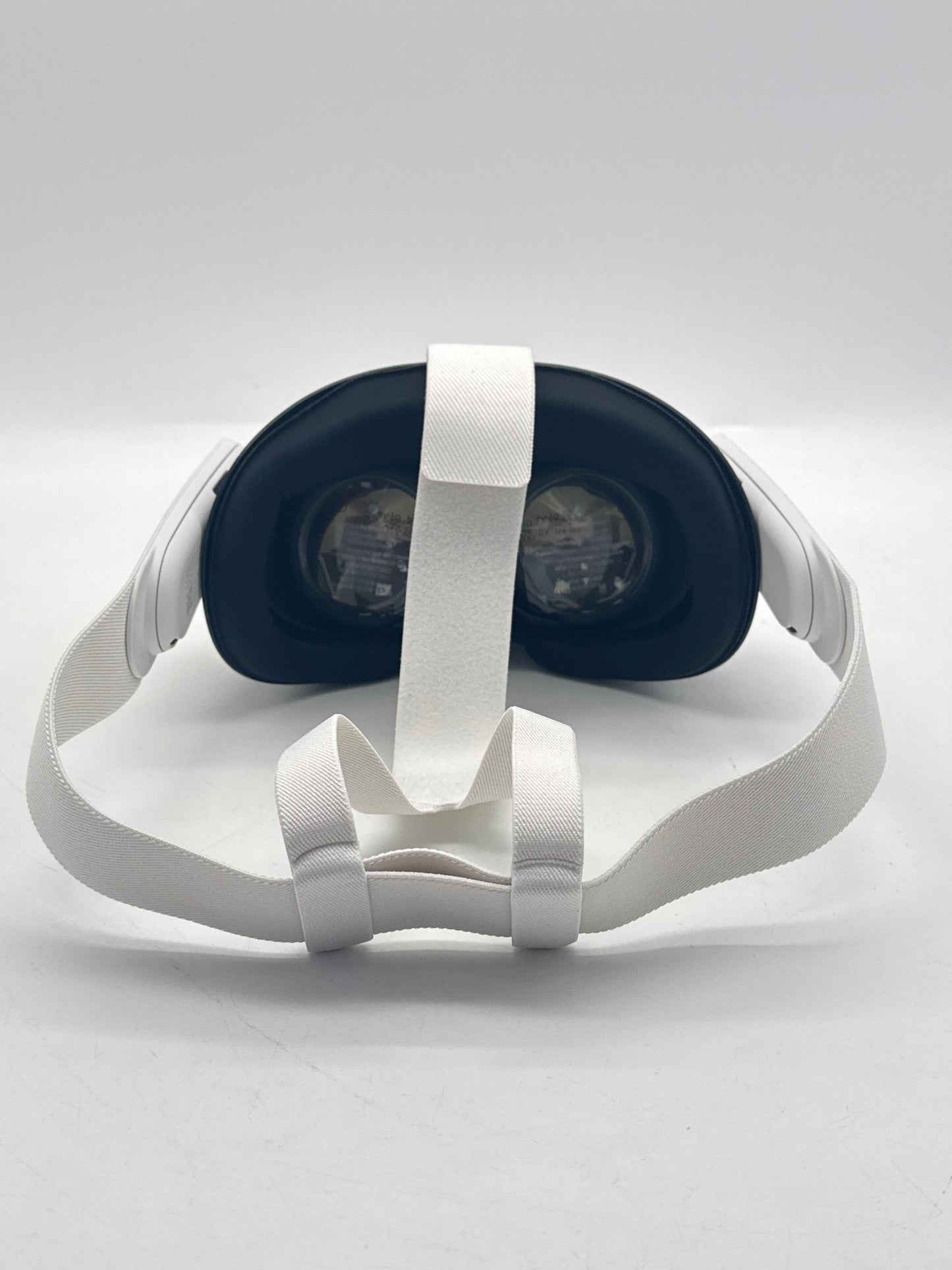 Meta Quest 3 S3A 512GB VR Headset White w/ Controllers Box Used Grade A