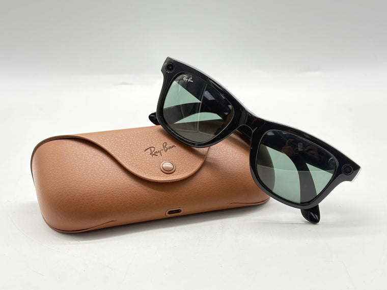 Ray-Ban Meta Wayfarer RW4012 Gen 2 Smart Glasses Black w/ Charging Case