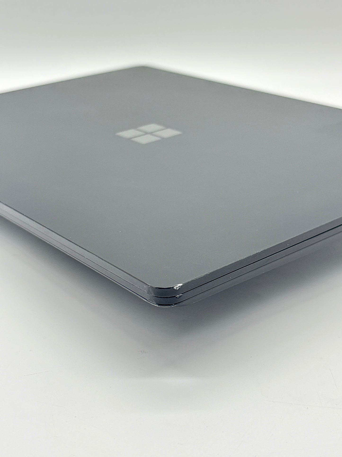 Microsoft Surface Laptop 4 13" Touch i7-1185G7 16GB RAM 256GB SSD — Model: 1951
