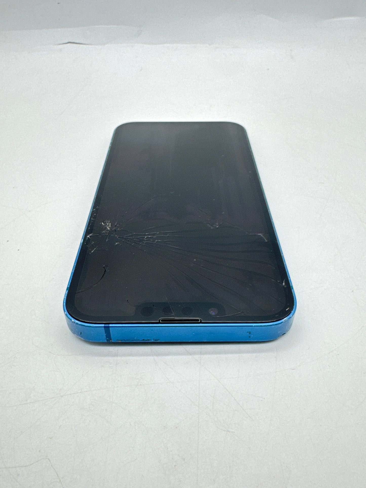 Apple iPhone 13 128GB Blue - Broken Screen & Back