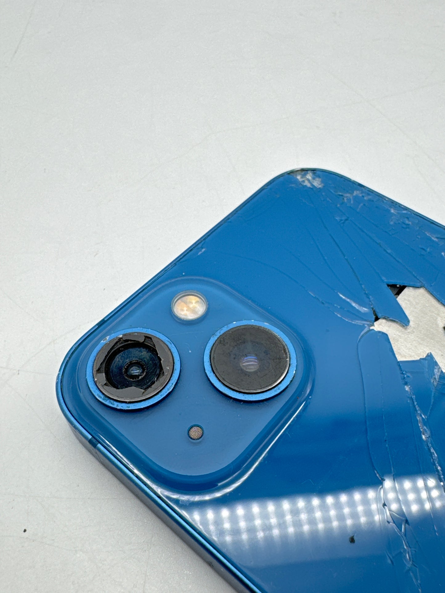 Apple iPhone 13 128GB Blue - Broken Screen & Back