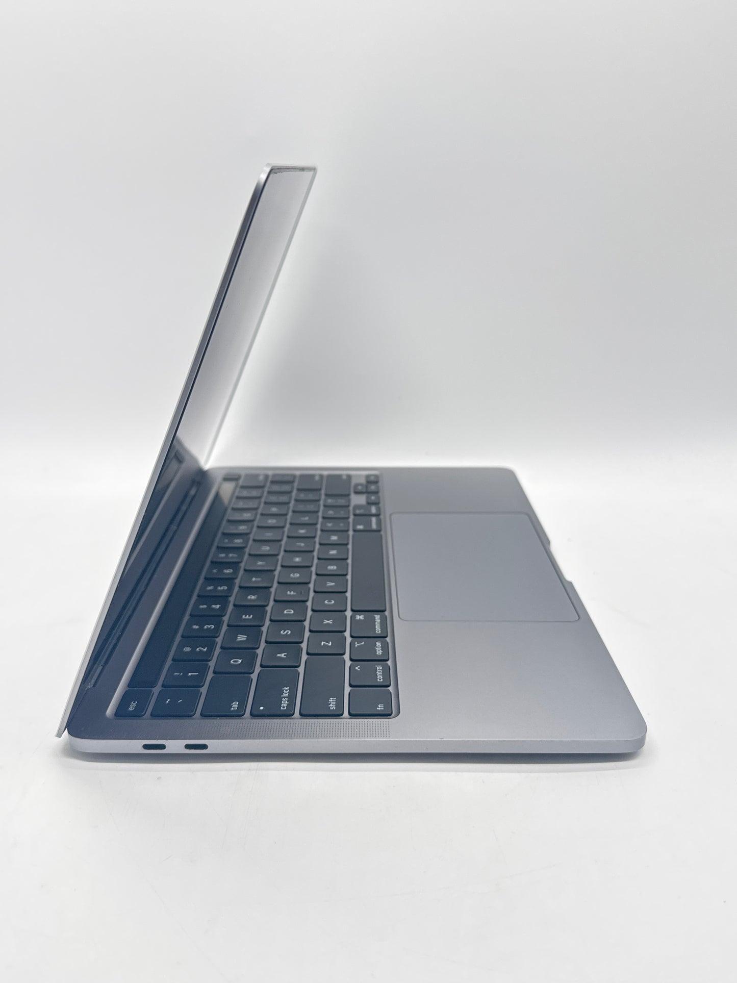 Apple MacBook Pro 13-inch A2289 2020 Core i7 8GB 256GB Space Grey - Read