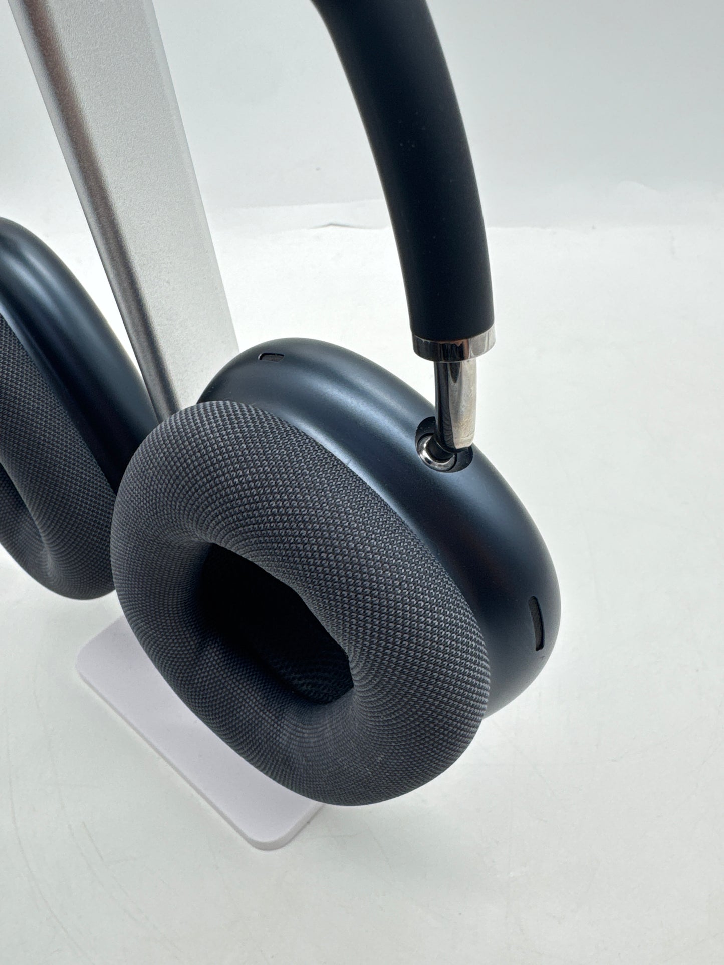 Apple AirPods Max USB-C A3184 Over-Ear Headphones Blue Used/Grade A