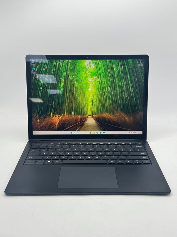 Microsoft Surface Laptop 4 1951 13.5" Core i7 11th Gen 16GB 256GB Black Used