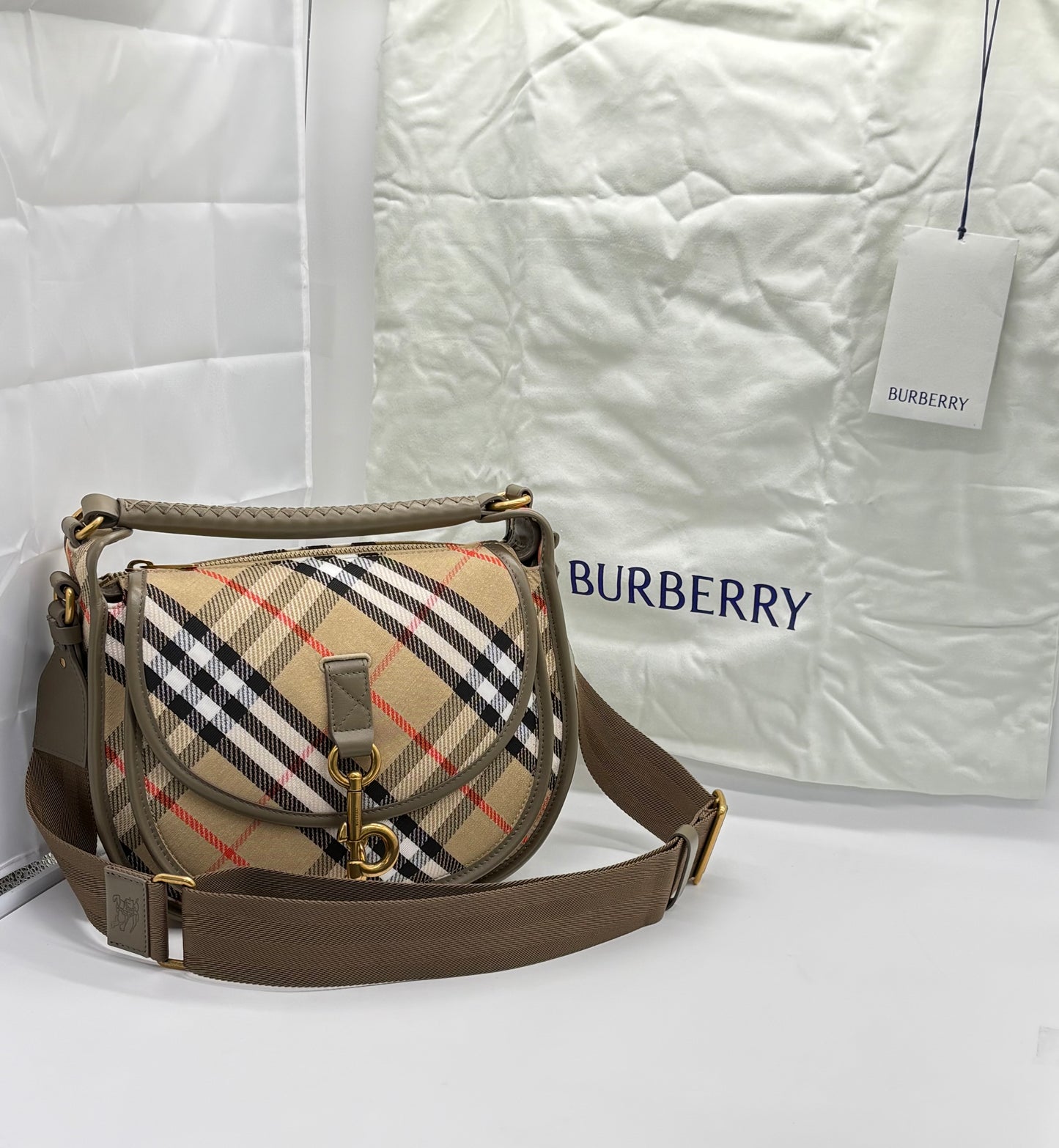 Burberry Small B Clip Messenger Shoulder Bag Sand New Without Tags