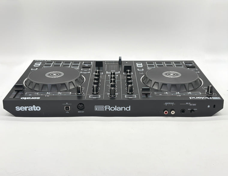 Roland DJ-202 Serato DJ Controller 2-Channel 4-Deck Black