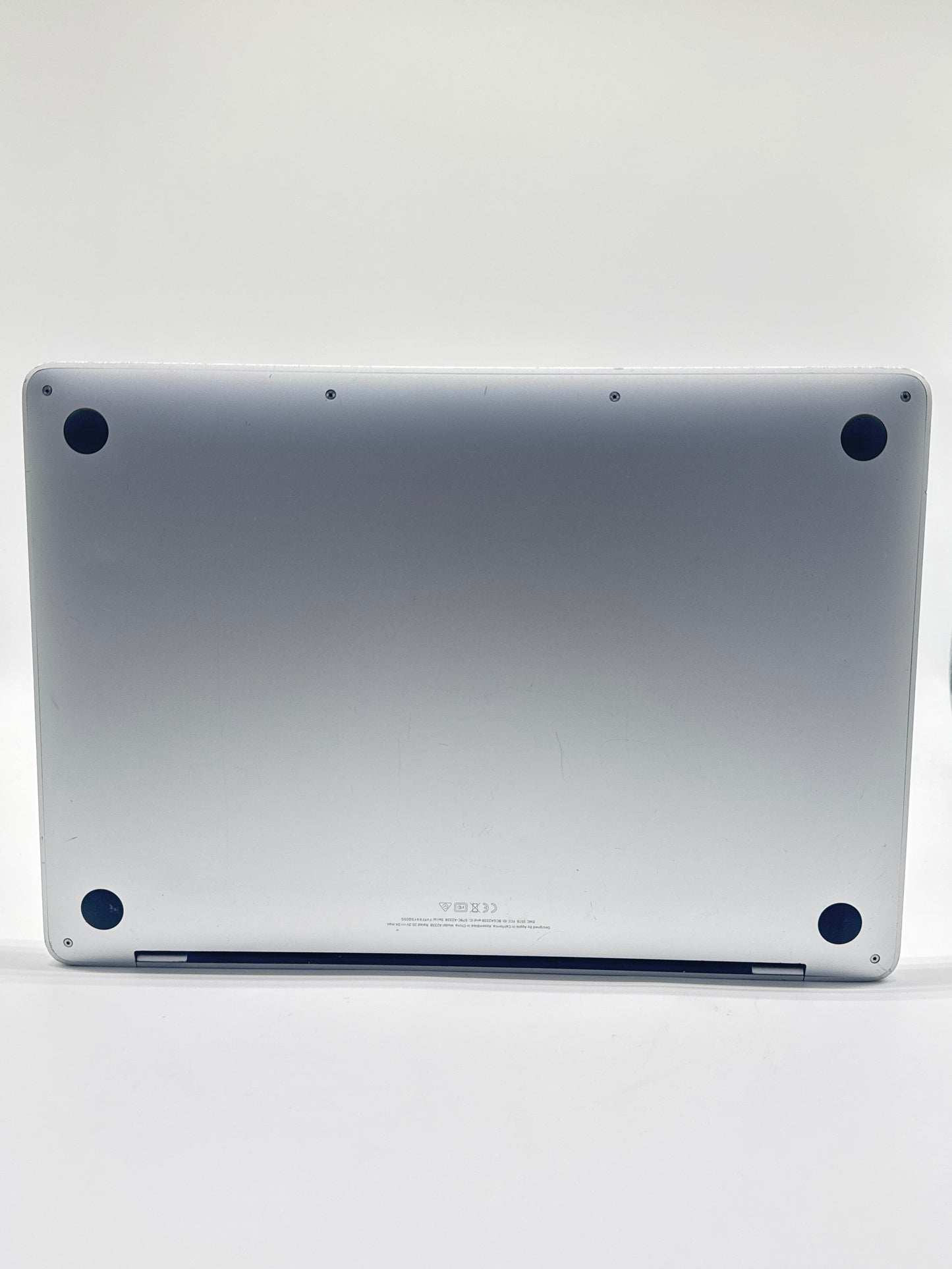Apple MacBook Pro 13-inch A2338 2020 M1 8GB 256GB Silver Broken Screen