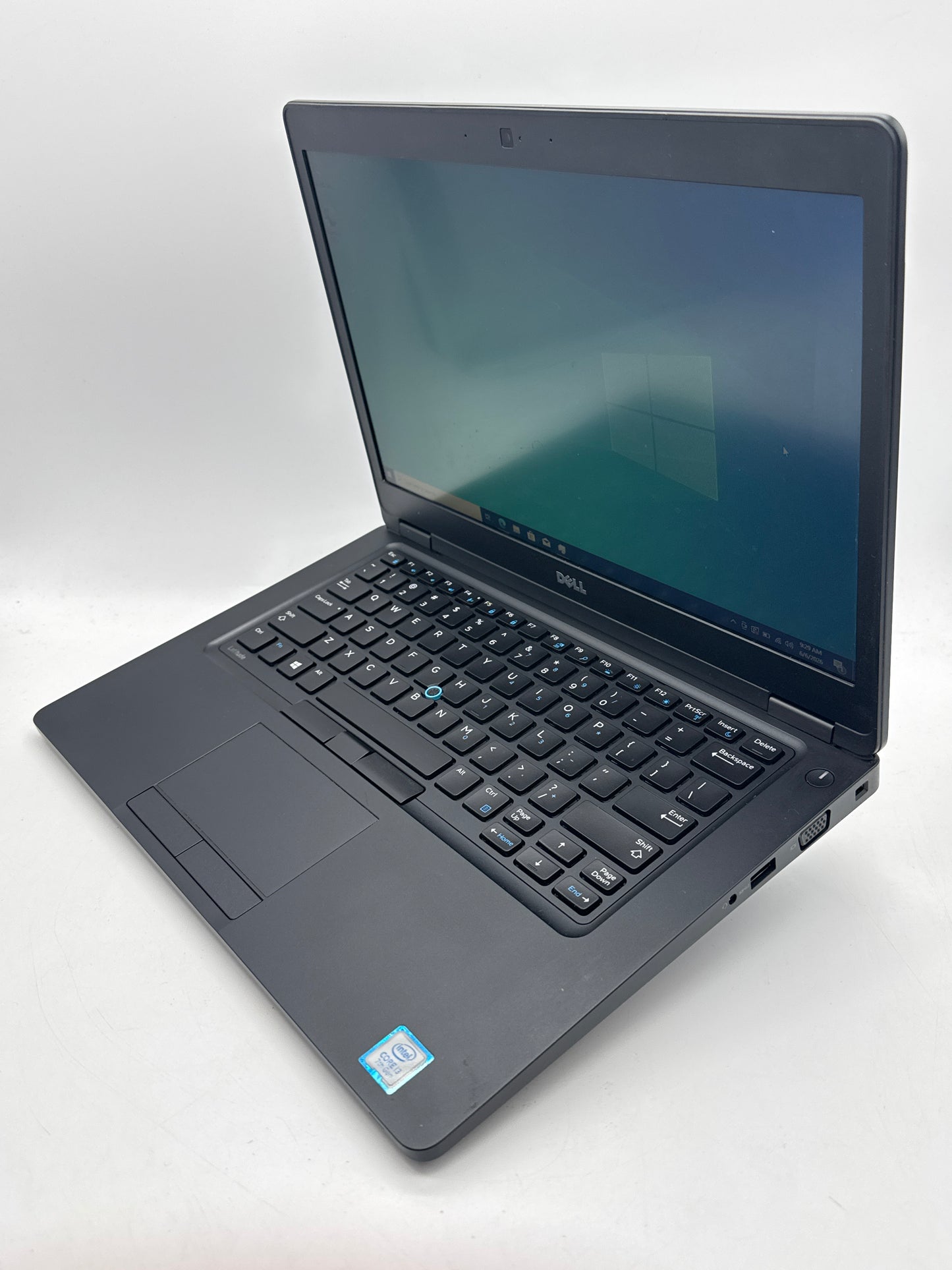 Dell Latitude 5480 14-inch Laptop Core i3-7100U 2.4Ghz 8GB 256GB Black