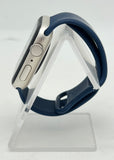 Apple Watch SE 2 A2723 44mm Silver Aluminum GPS w/ Band & Charger Used image 4