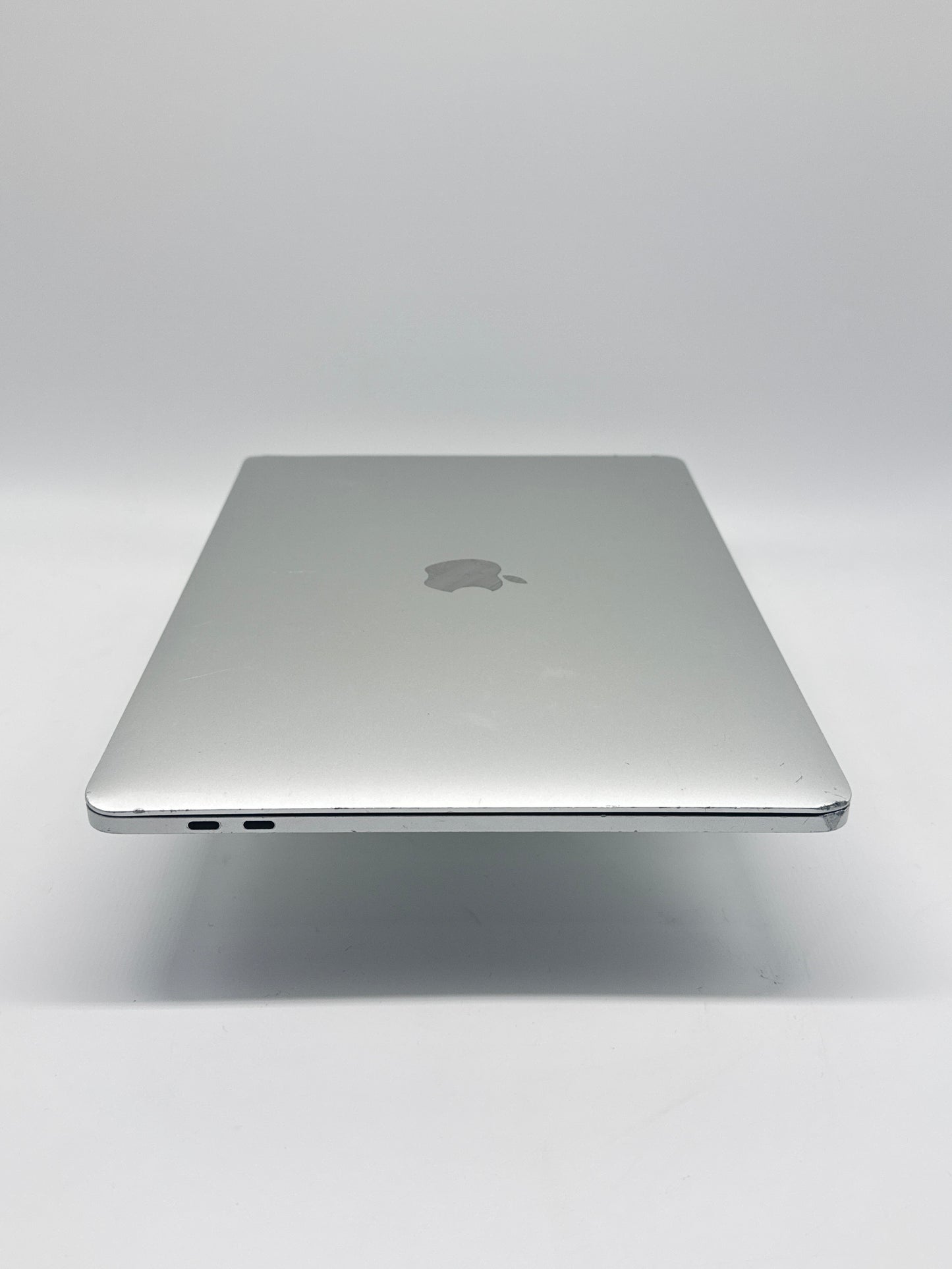 Apple MacBook Pro 13-inch A2338 2020 M1 8GB 256GB Silver Broken Screen