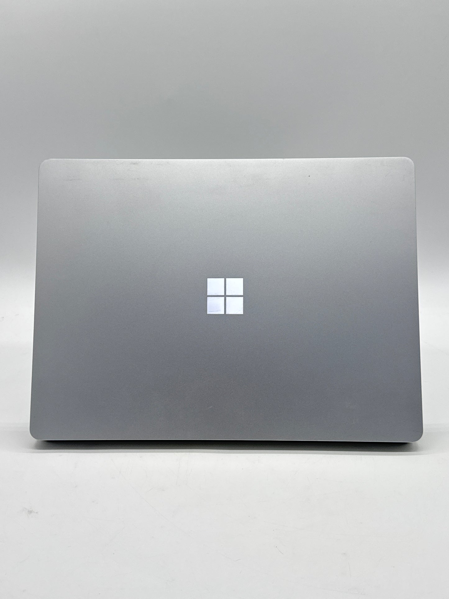Microsoft Surface Laptop Go 1943 14-inch Core i5-1035G1 8GB 256GB Silver