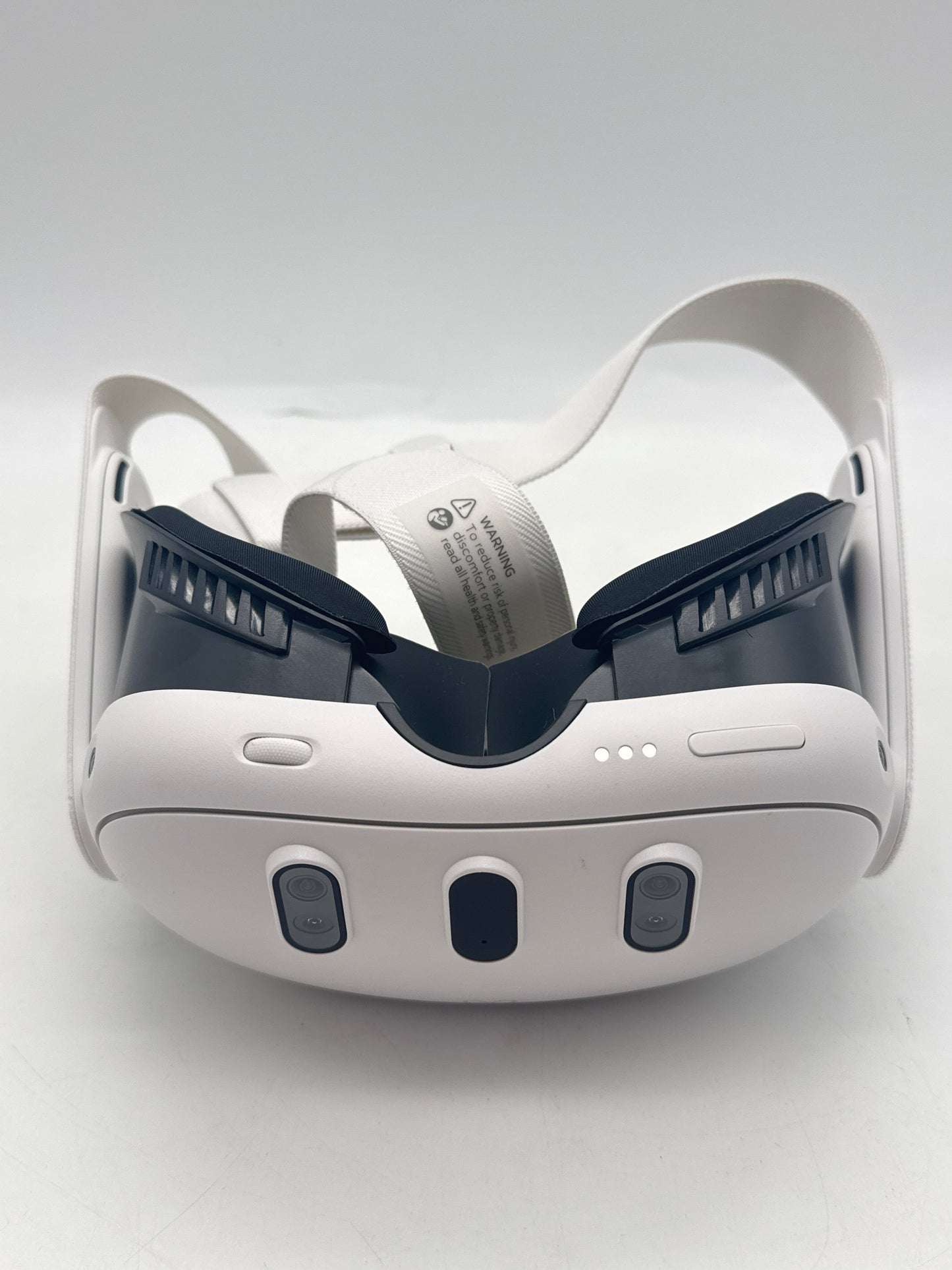Meta Quest 3 S3A 512GB VR Headset White w/ Controllers Box Used Grade A