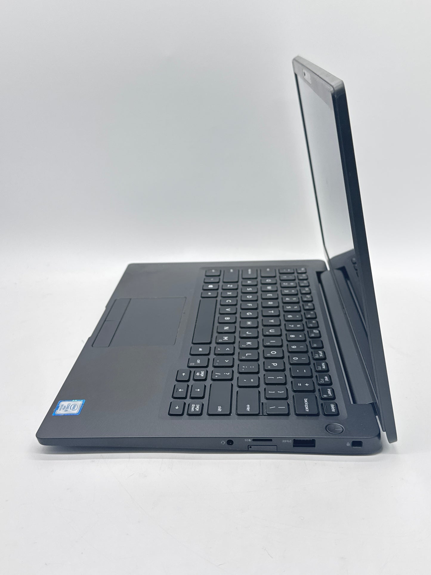 Dell Latitude 7400 14-inch Laptop Core i5-8365U 1.9Ghz 8GB RAM 256GB SSD Black