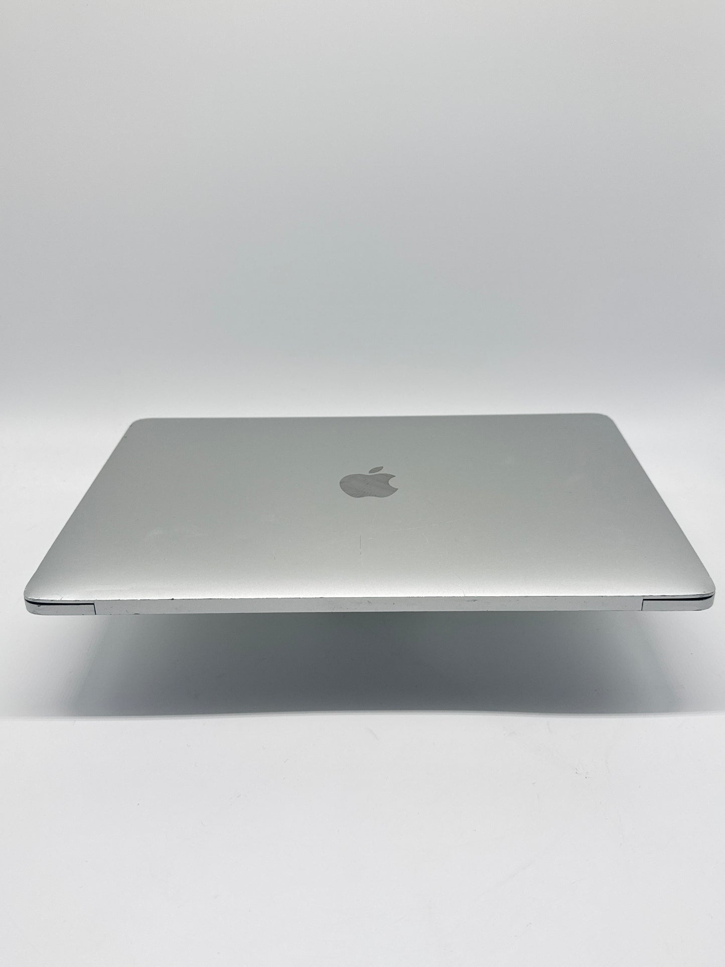 Apple MacBook Pro 13-inch A2338 2020 M1 8GB 256GB Silver Broken Screen