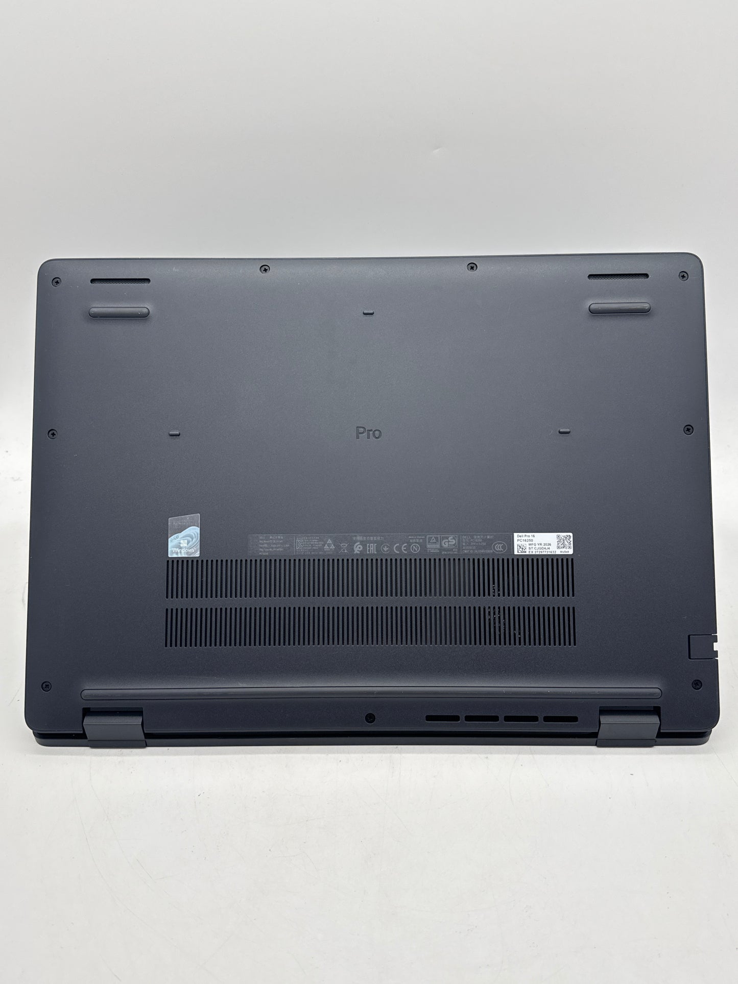 Dell Pro PC 16250 16-inch Laptop Core 3 100U 1.2Ghz 8GB RAM 256GB SSD Black
