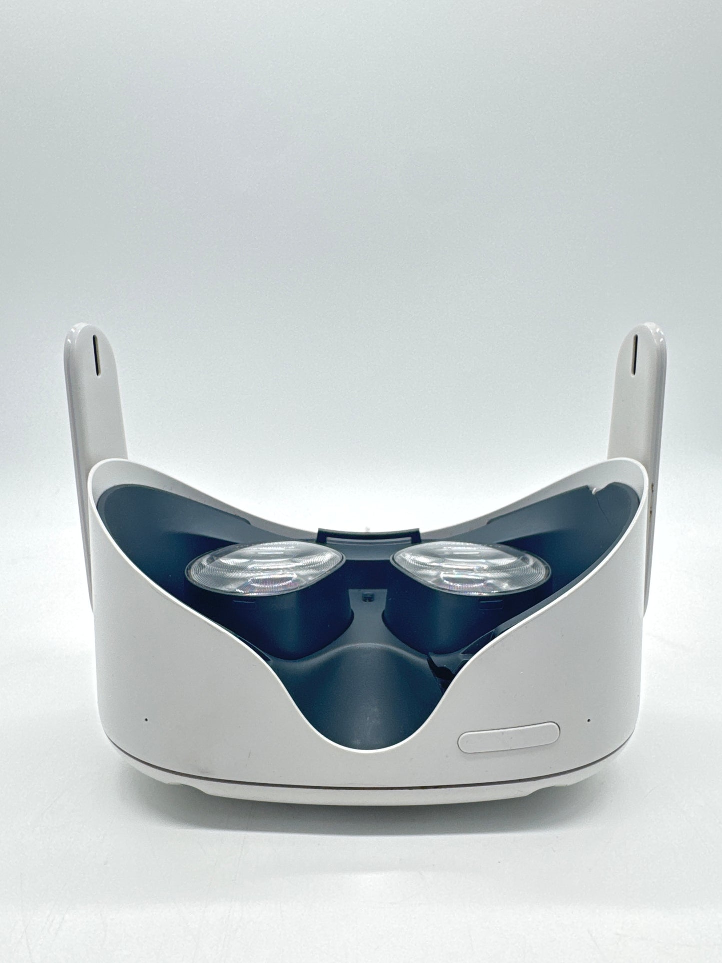 Meta Quest 2 VR Headset KW49CM White - Read