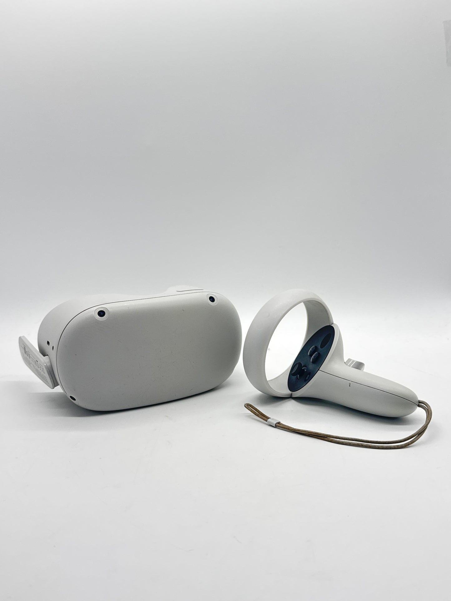 Meta Quest 2 VR Headset KW49CM White - Read