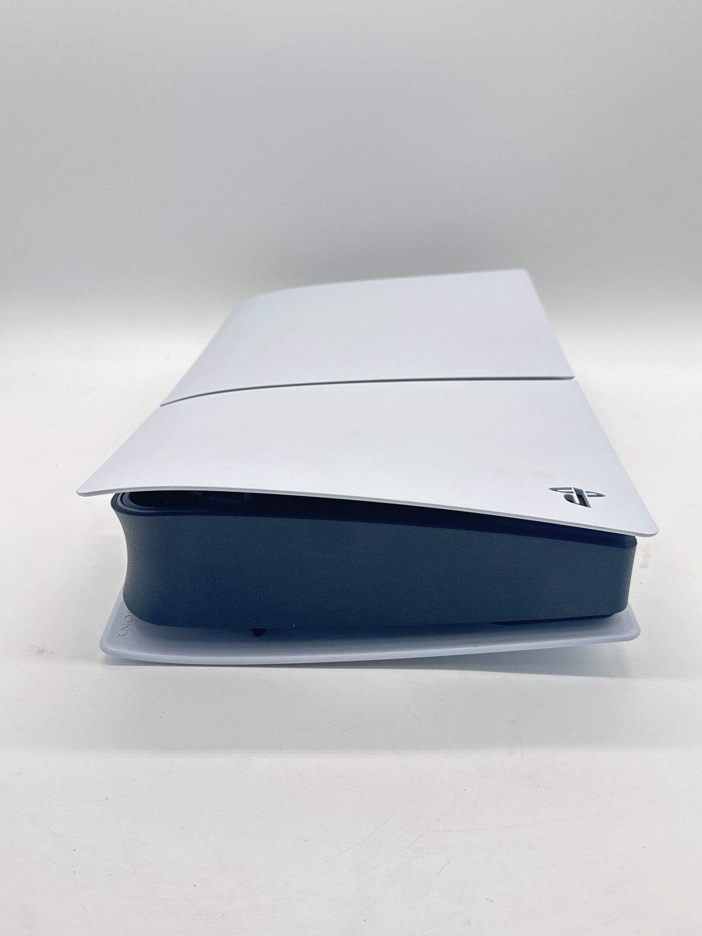 Sony PlayStation 5 Slim Digital CFI-2115 White 825GB Bundle