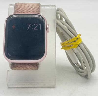 Apple Watch Series 9 A2984 45mm GPS + Cellular w/ Band & Charger Used