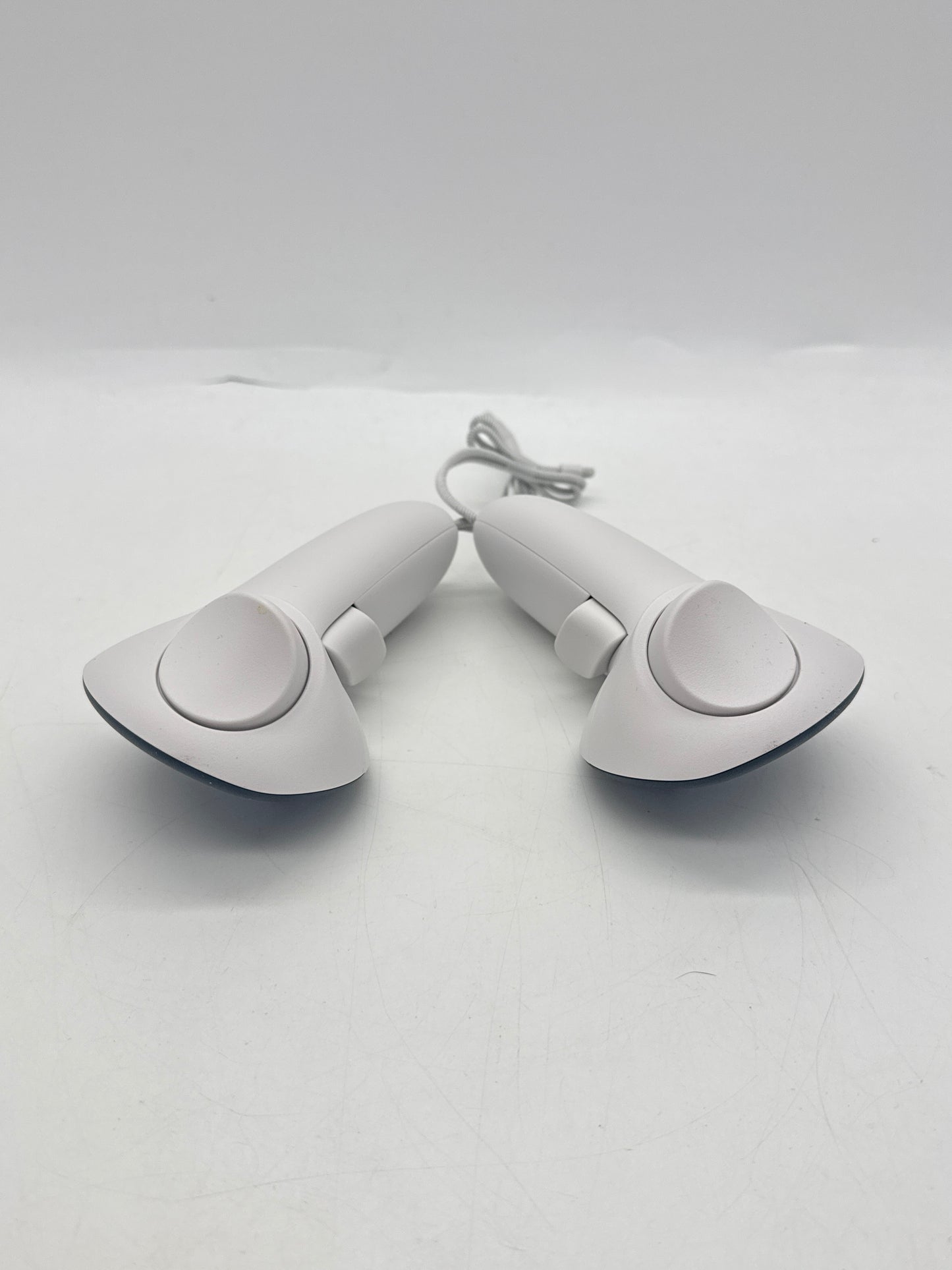 Meta Quest 3 S3A 512GB VR Headset White w/ Controllers Box Used Grade A